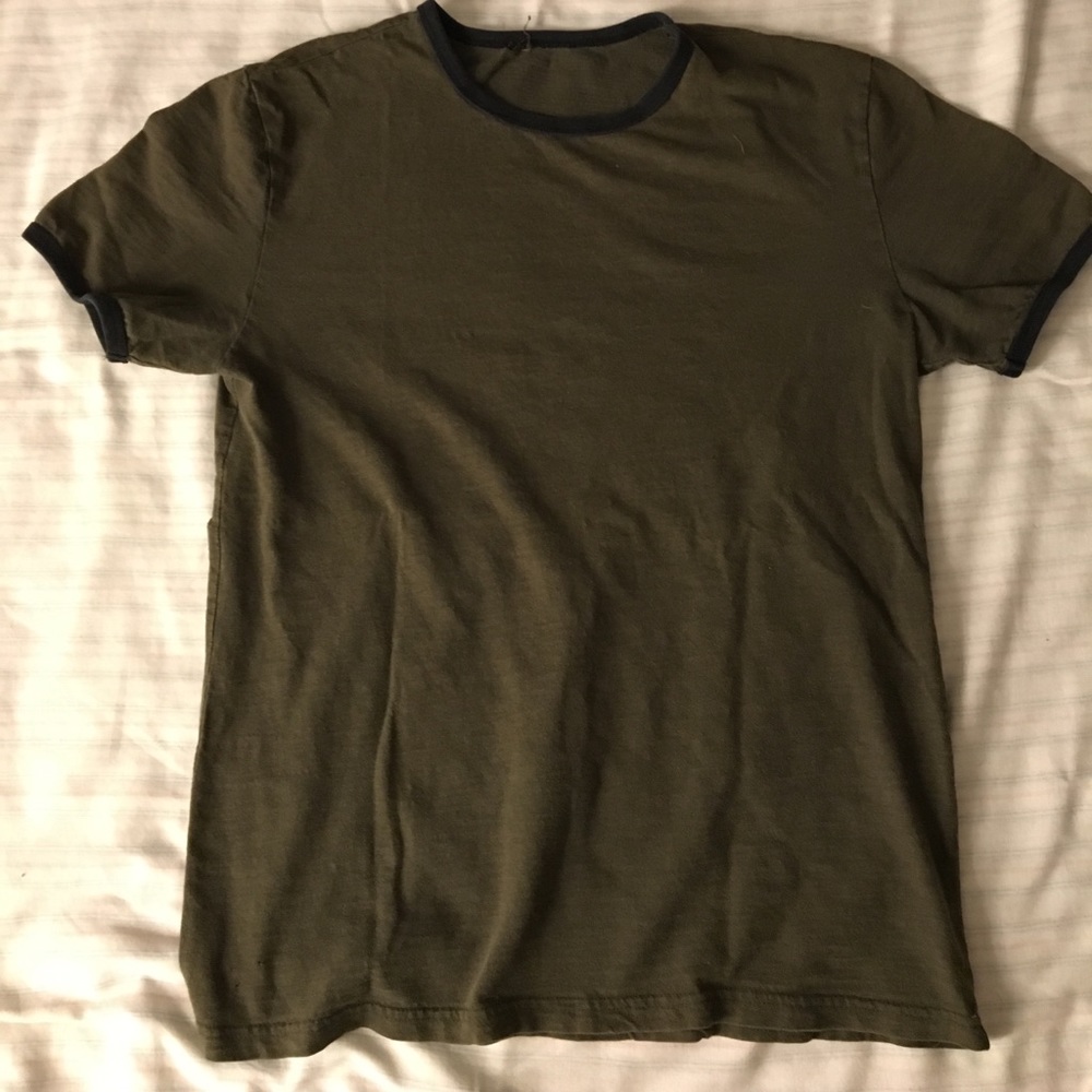 ❣️ ‘S’ Green Short Sleeve Forever 21 ❣️